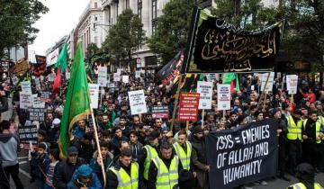 Ashura 2017: Thousands of Muslims march on Ashura day in London (PHOTOS)